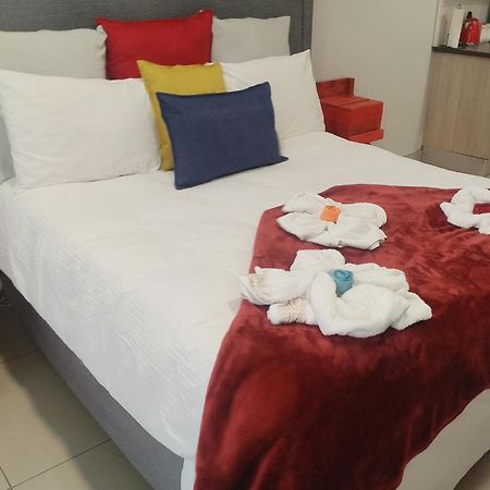 Atterbury Self Catering Studios Pretoria-Noord Εξωτερικό φωτογραφία