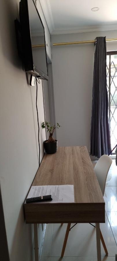 Atterbury Self Catering Studios Pretoria-Noord Εξωτερικό φωτογραφία