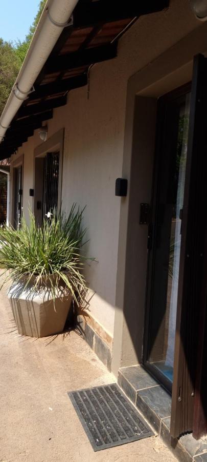 Atterbury Self Catering Studios Pretoria-Noord Εξωτερικό φωτογραφία
