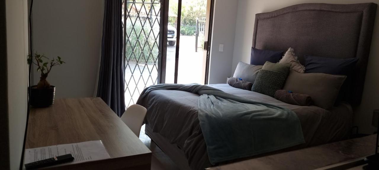 Atterbury Self Catering Studios Pretoria-Noord Εξωτερικό φωτογραφία