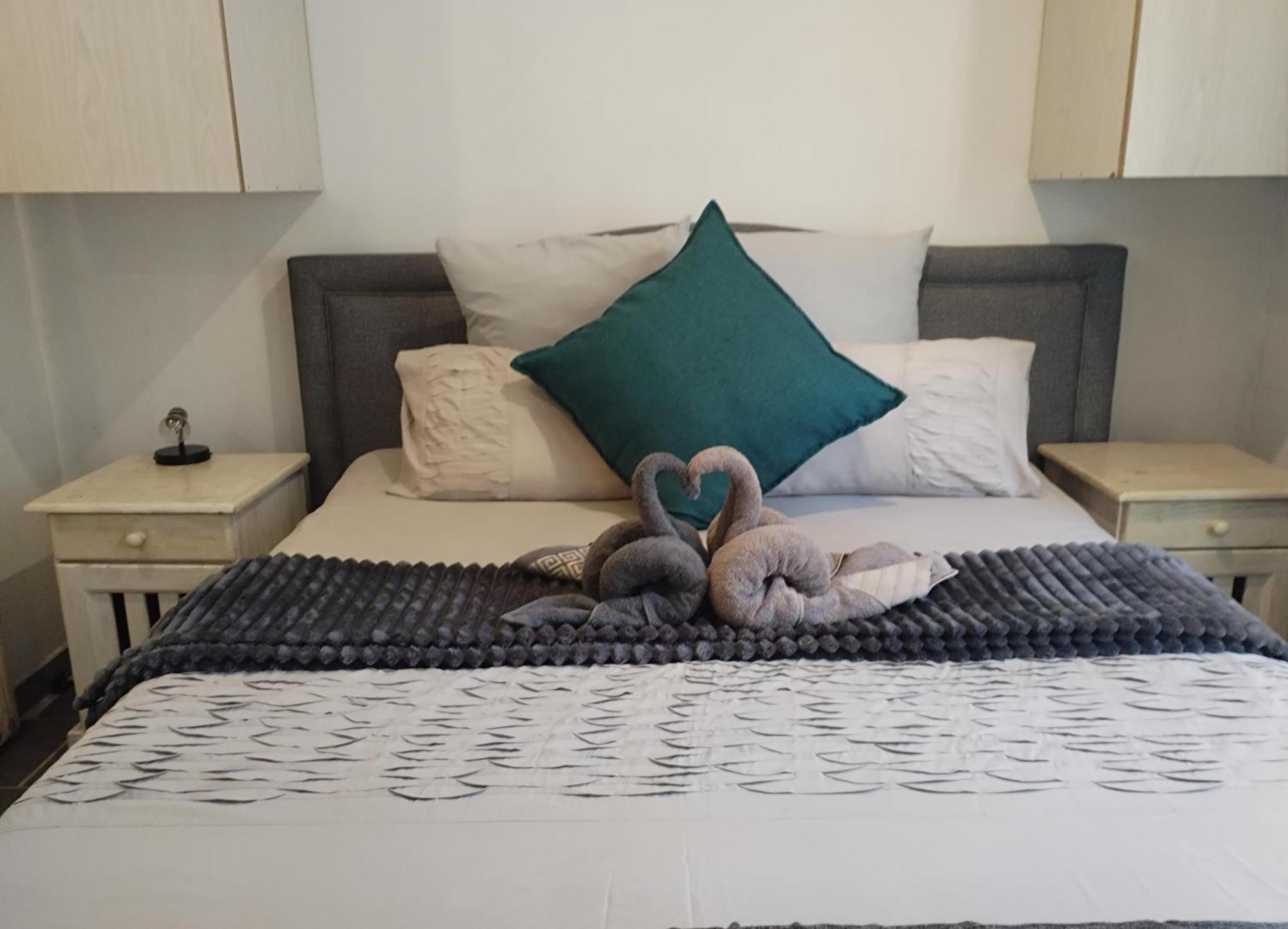 Atterbury Self Catering Studios Pretoria-Noord Εξωτερικό φωτογραφία