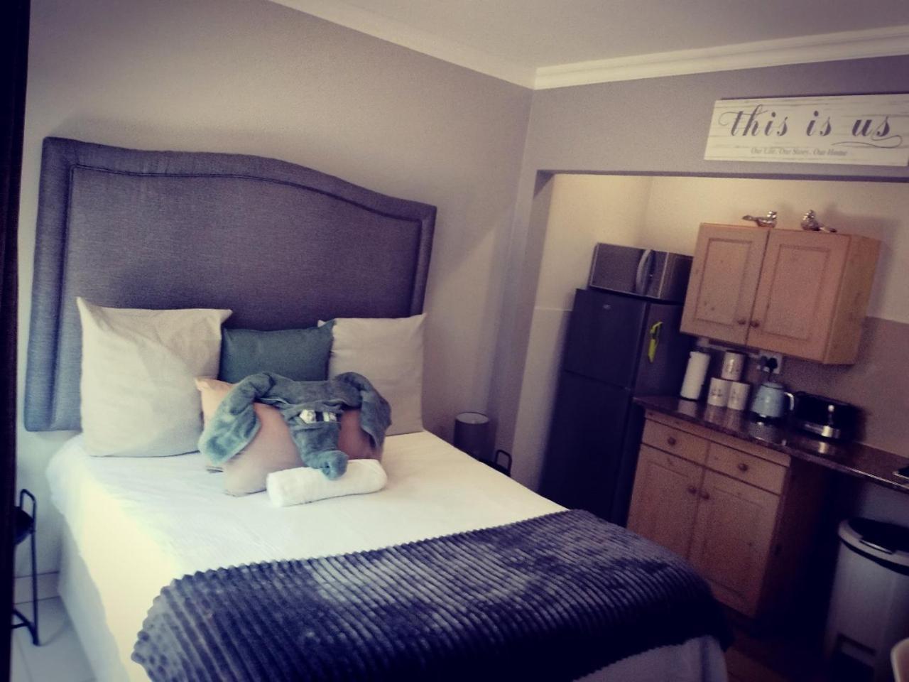 Atterbury Self Catering Studios Pretoria-Noord Εξωτερικό φωτογραφία